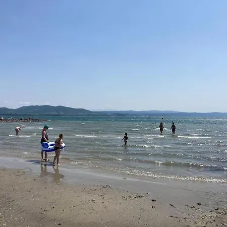 Schoene Am Strand, Mit Grosser Terrasse Marina Julia