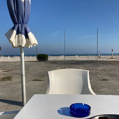 Schoene Am Strand, Mit Grosser Terrasse Apartment Marina Julia