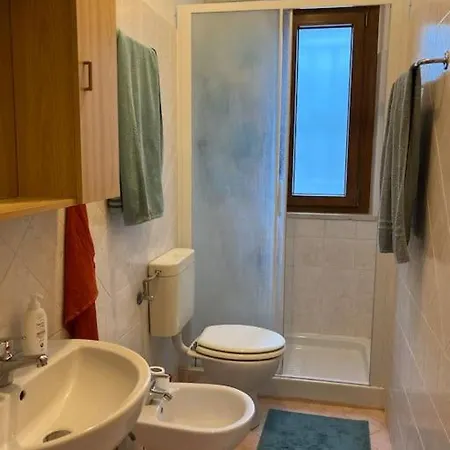 Schoene Am Strand, Mit Grosser Terrasse Apartamento Marina Julia